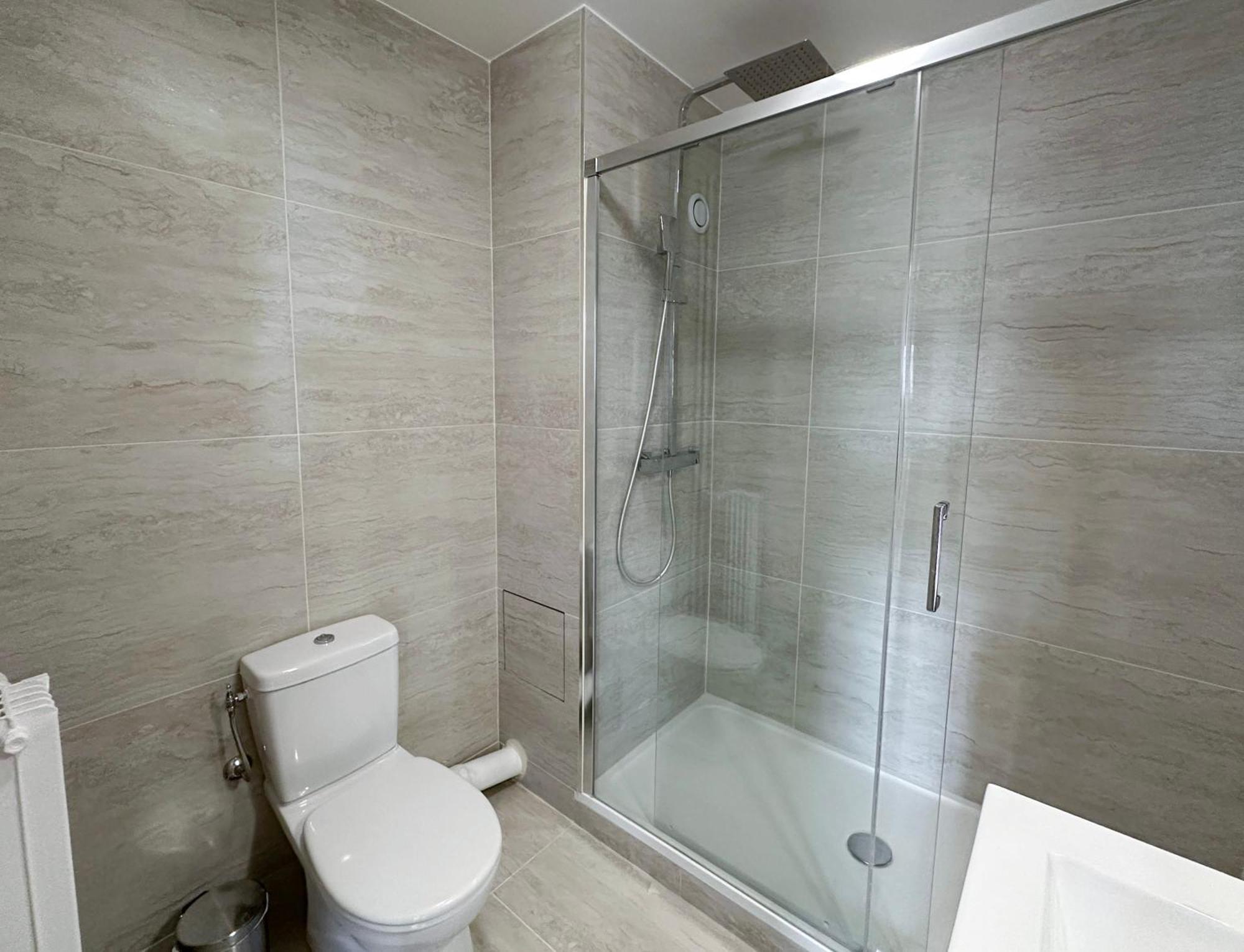 Brand-New Studio With Eiffel Tower View Parigi Esterno foto